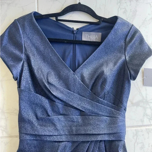 Theia Metallic Navy Dress| Size 4 - Picture 10 of 11